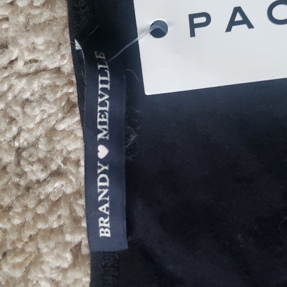 NWT Brandy Melville Black Rae Short Sleeve Wrap Crop Top - Picture 6 of 8